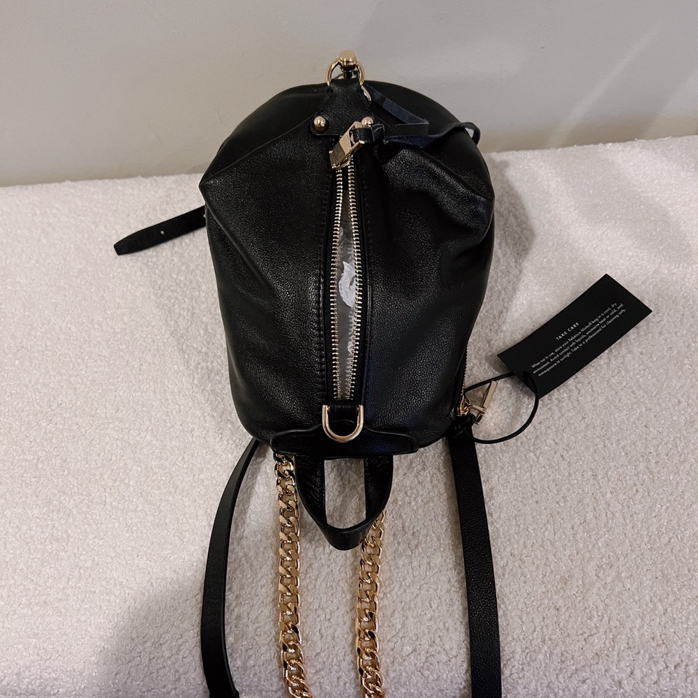 Julian Chain Leather Backpack - Picture 2 of 4